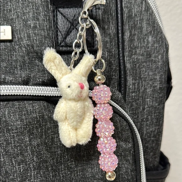 🐰 Adorable Plush Bunny Keychain with Pink Beaded Accents 🐰