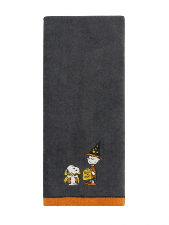 Celebrate Together™ Peanuts Snoopy & Charlie Brown Halloween Hand Towel