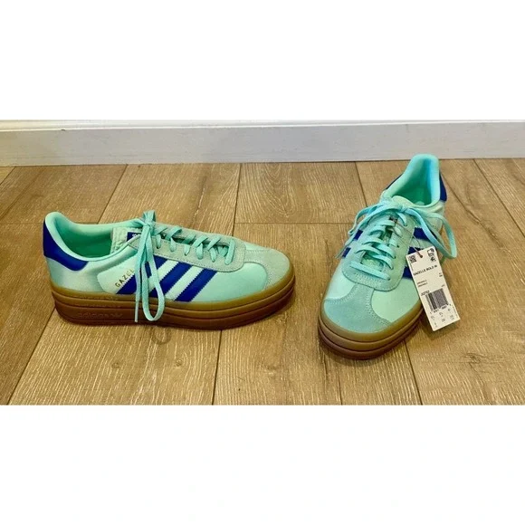 adidas Originals nwt Gazelle Bold Mint Blue Metallic Gold Casual J12702 Womens 8