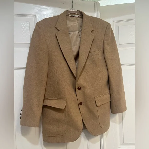 READGATE EXCLUSIVELY ROBINS‎ 100% Real Camel hair coat/ blazer in beige cream