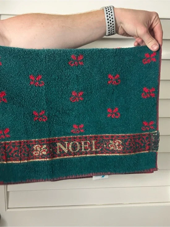 VTG Christmas Noel Hand Towel Reversible