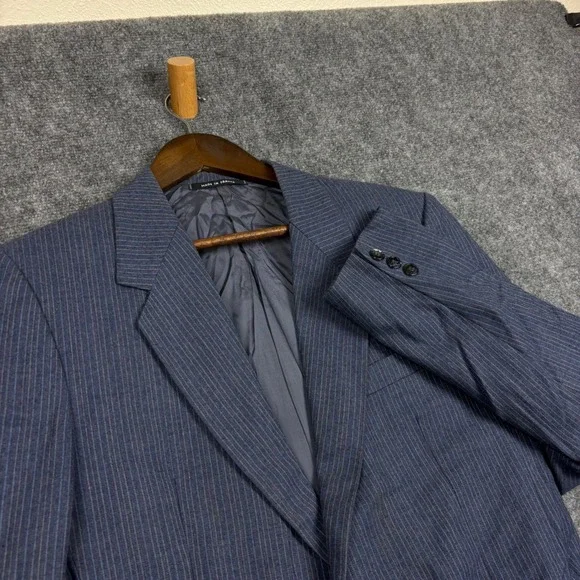 Dormeuil Vintage Mens Pinstripe Blazer Blue Wool Made in France Sport Coat 50