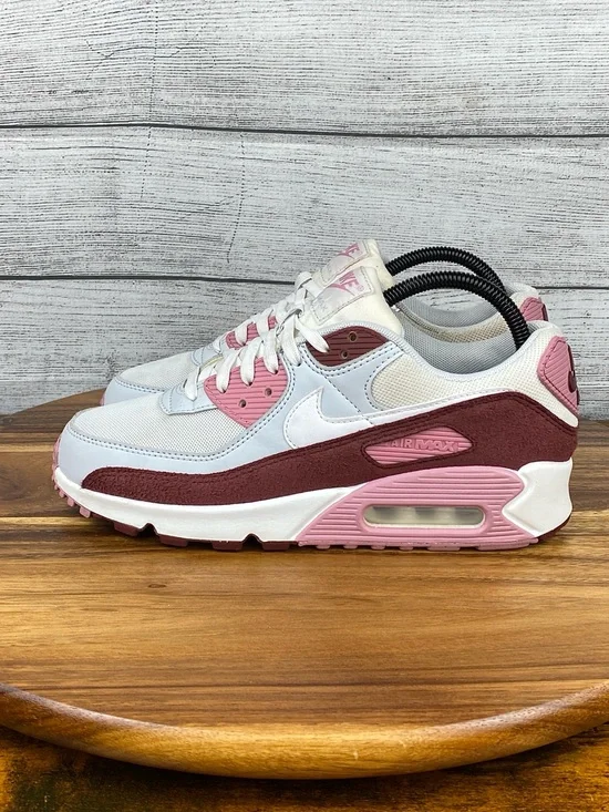 Nike Air Max 90 SE Neapolitan Red Pink Shoes HM9451-600 Women’s Sneaker Size 8.5