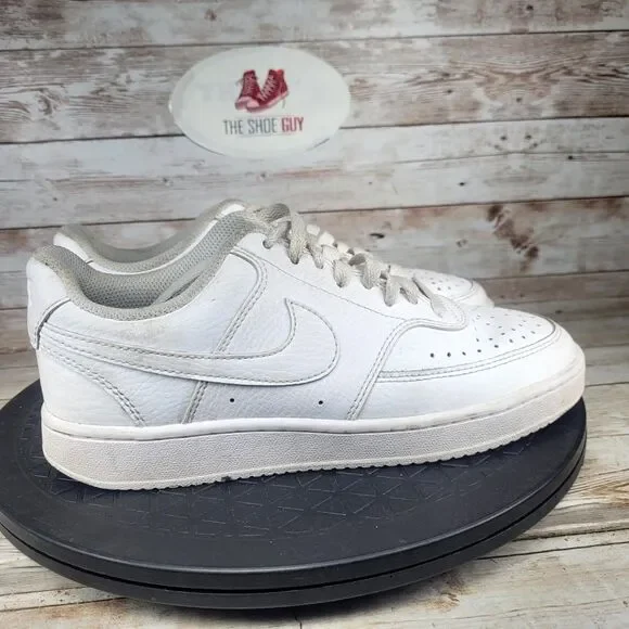 Nike Trainers Women's Size 6 White Swoosh Logo Court Vision Low Walking Running