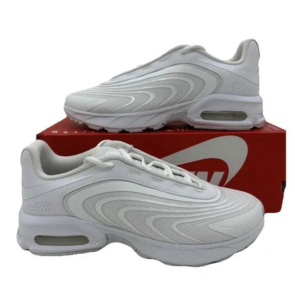 Nike Air Max Fire Women's Size 8 Triple White IF2620 100  New With Box