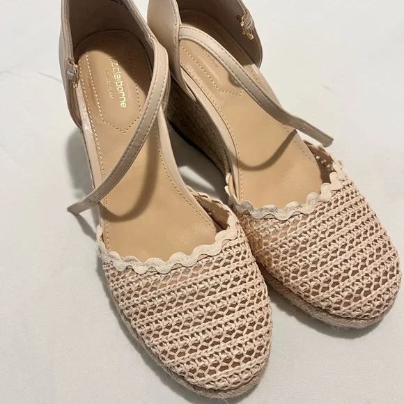 Liz Claiborne Cream Espadrille Sandals with Ankle Strap