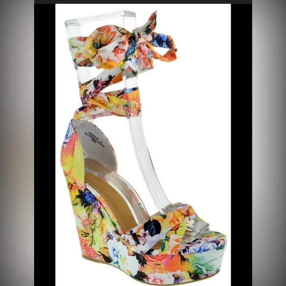 Bamboo Floral Choice-63 Peep Toe Women's Espadrille Wrap Around Wedges Size 7.5