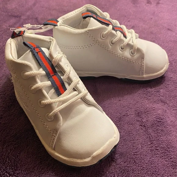 New Unisex Baby | Infant Sneakers | Tennis Shoes | Kicks | Size 4 | Walk…