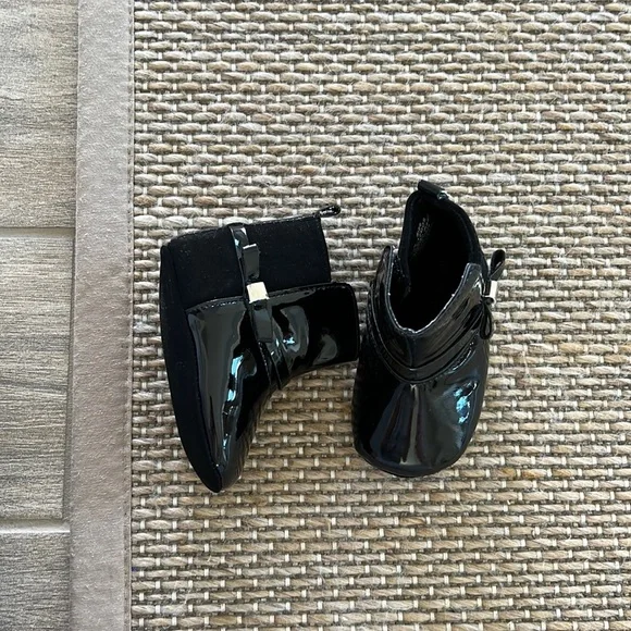 Nordstrom Black patent riding  boots 6-12 mo