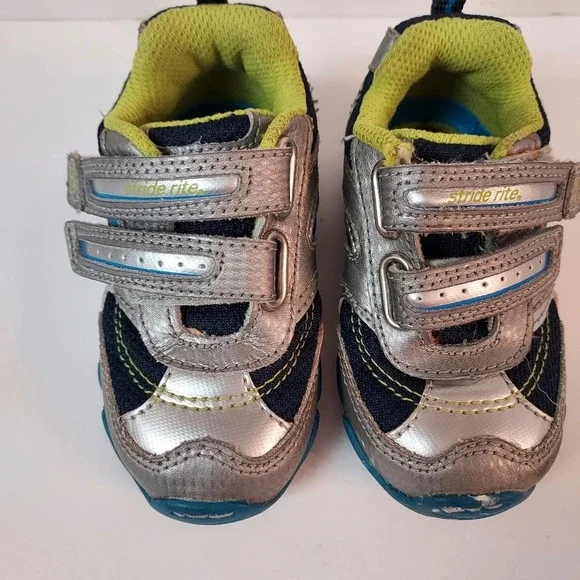 Stride Rite SRT Gray/Blue Falcon Sneakers in Size 4M