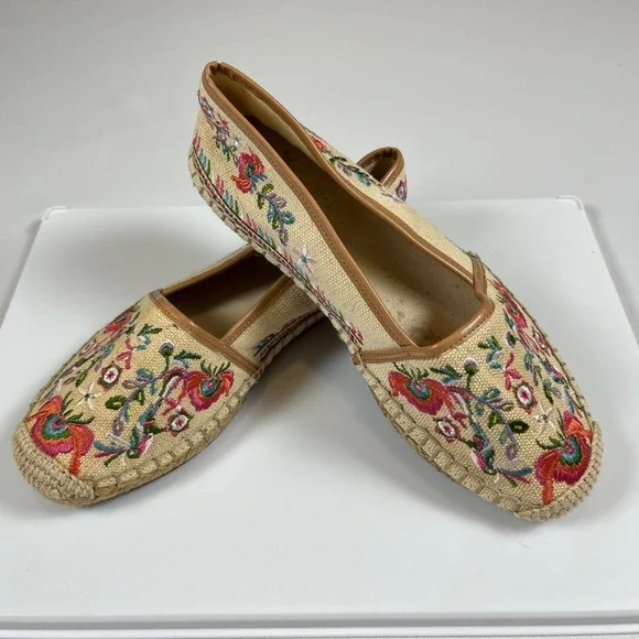 GIANNI BINI Espadrille Flats Sz 5.5 Embroidered‎ Floral Boho Festival Slip On