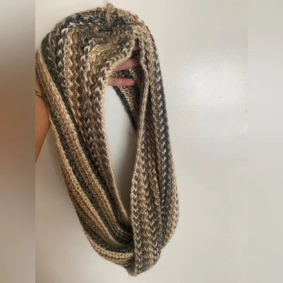 Stylish Knit Infinity Scarf