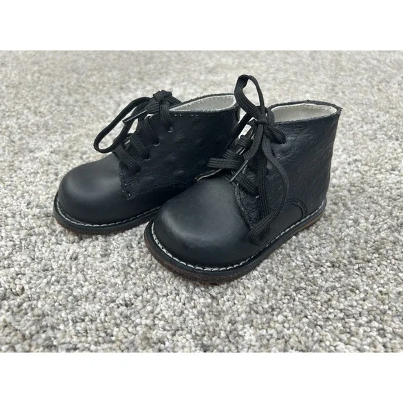 Josmo Walker Black Leather Hard Bottom Lace Up Walkers Size 3.5