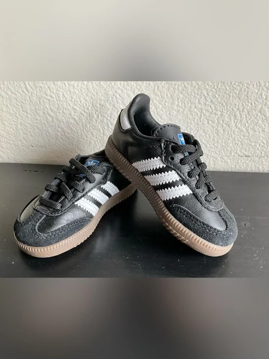 Adidas Baby Samba Original OG  Black White with Gum Sole Sneakers Size 5