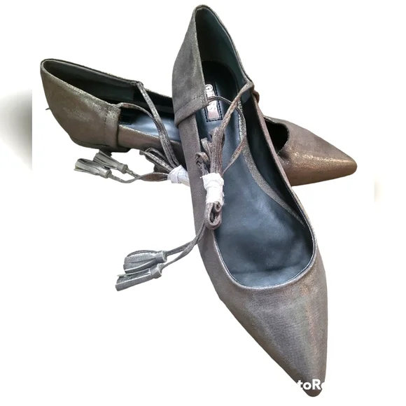 NEW Guess shoes woman size 10M