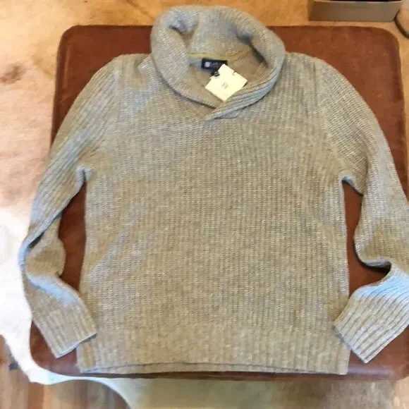 COPY - Lanai NWT Wool/Cashmere Grey Cable Sweater