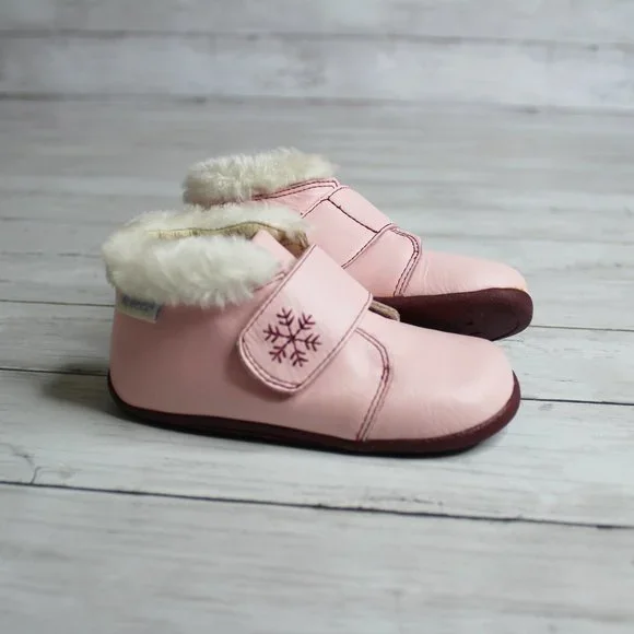 Robeez Tredz Baby Girl's Pink Winter Shoe Boots Size 16-20 Months