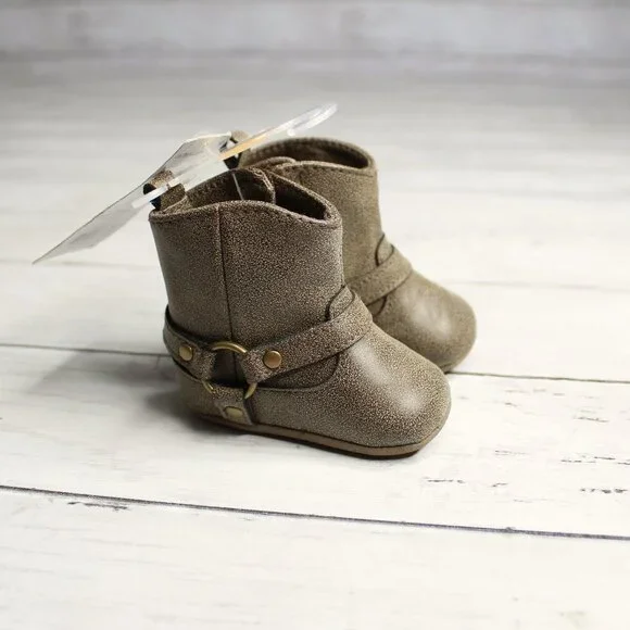 Carter's Baby Girl's Fashion Boots Size Newborn Taupe Brown Casual Booties
