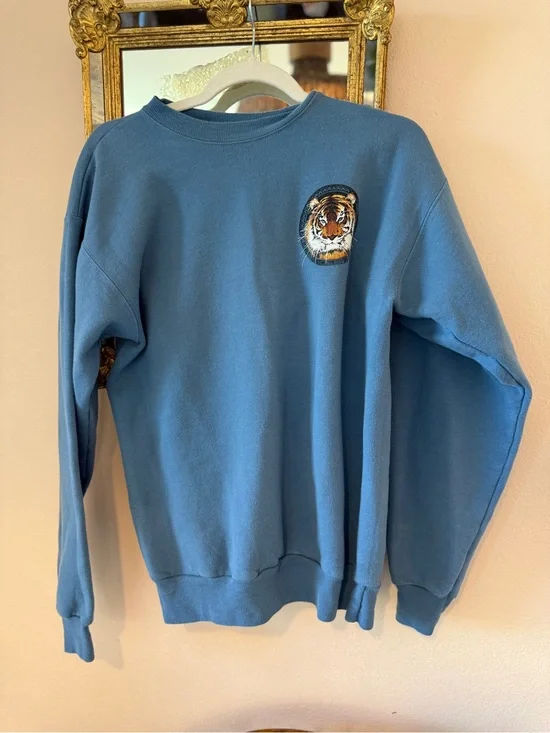 Blue Tiger Patch Crewneck Sweater - San Diego Zoo