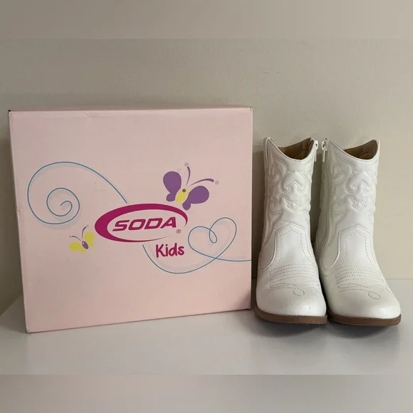Soda: Girls Western Cowboy Stitched Low Heel Boots, Size 3