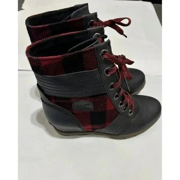 Sorel Lexie Wedge Buffalo Plaid‎ Ankle Booties Boots Girls Youth 5 Red Black NEW
