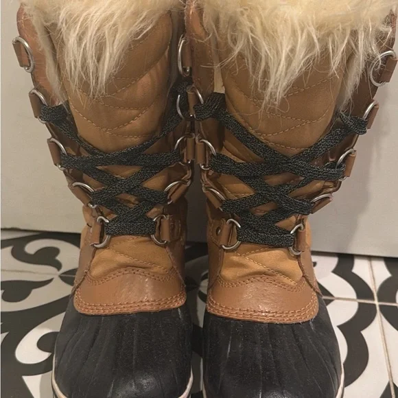 Sorel Tan and Black Waterproof Boots, kids