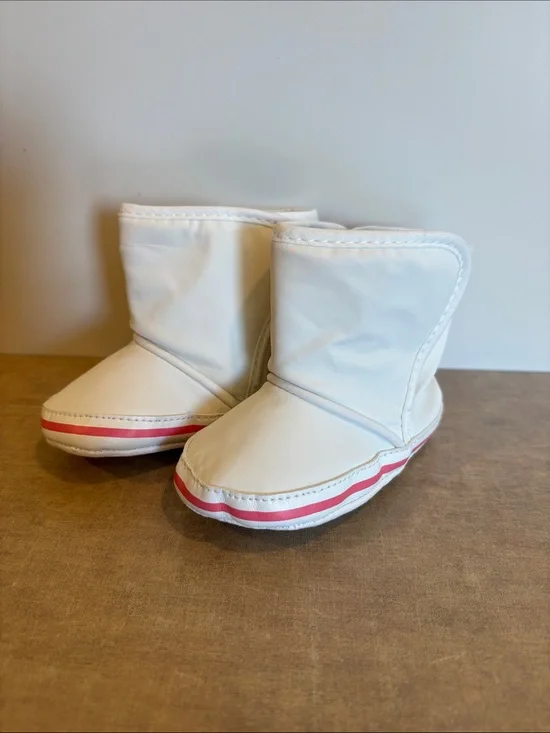 White Kids' Winter Boots with Pink Accent