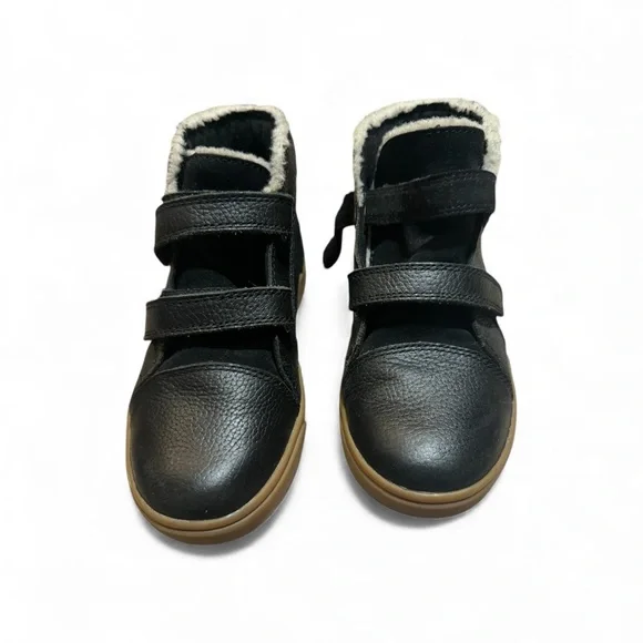 UGG Renon II Kids Black Shearling Sneakers | Velcro | Size