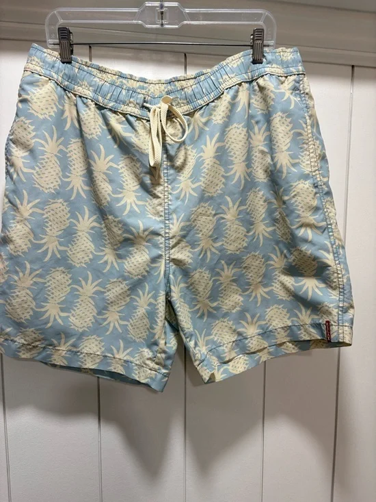 TOMMY BAHAMA PINEAPPLE UPSIDE DOWN Mens Large TRUNKS 7