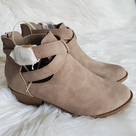 Top Moda Suede Taupe Back Zip Ankle Cut-Out Heeled Booties SZ 5