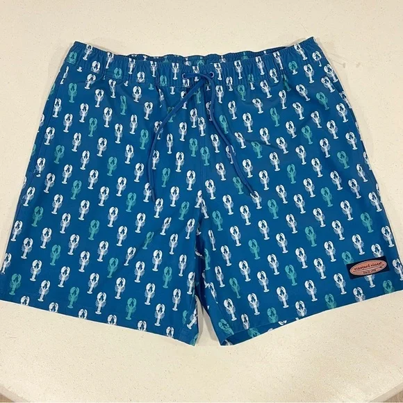 Vineyard Vines 7” Chappy Swim Trunks LOBSTER print Blue Teal White Medium NWOT