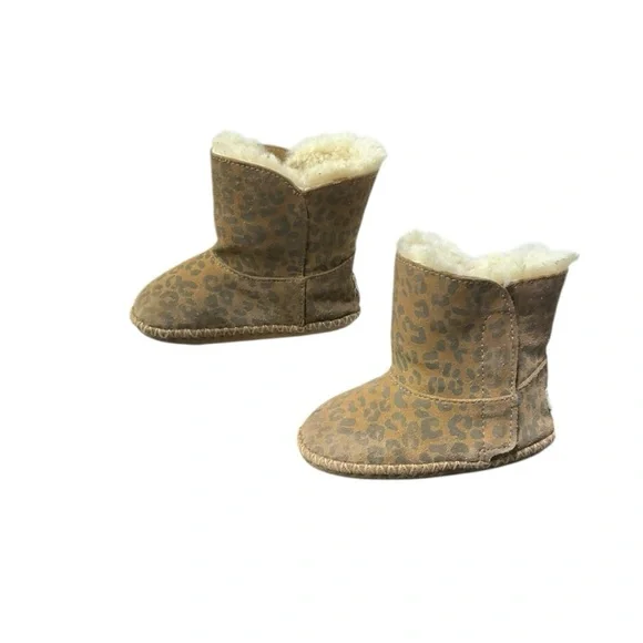 🐾 UGG Baby Leopard Booties 4/5 – Shearling Fur Cozy Boots‎