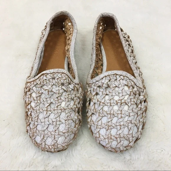 Australia Luxe Collection Flats Size 7