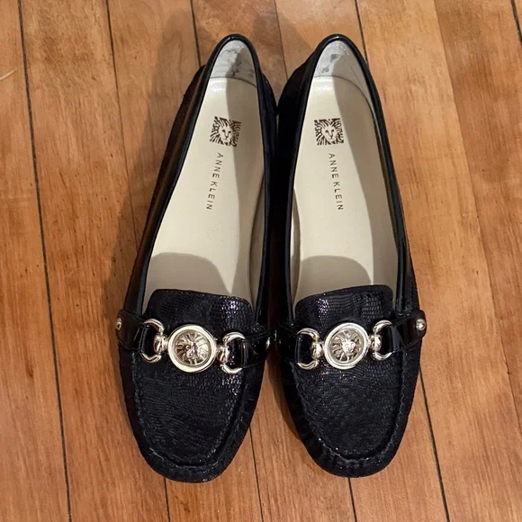 Anne Klein Black Textured Loafers/Slip ons/driving shoes‎ -BWOT- never worn