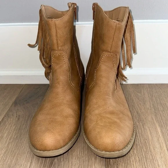 Girls cowboy boots