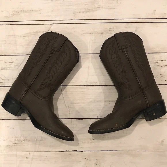 Durango brown cowboy distressed boots