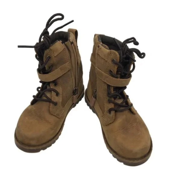 Mini UGG Brown Kids Boots Size: US 8