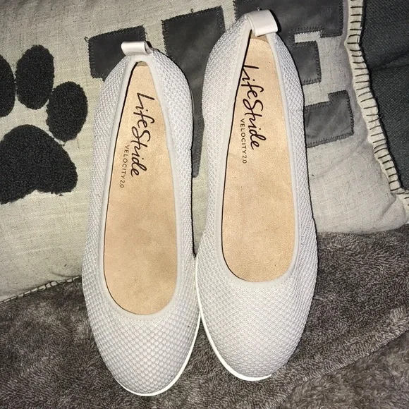 Life Stride Velocity 2.0 Ziggy Slip On Casual Size 6W Breathable Mesh Shoes