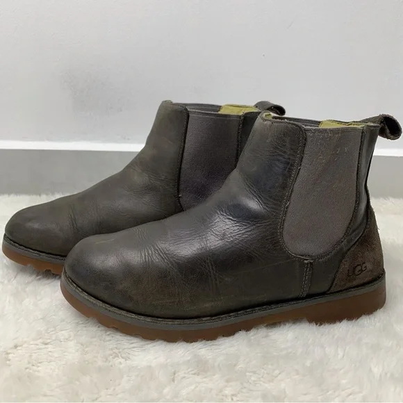 UGG 1017180K Kid's Callum Casual Green Leather Boots Size 3