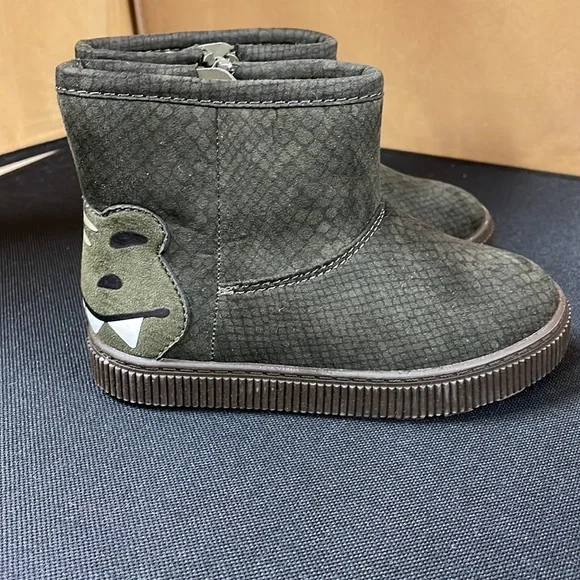 Olive Green Fabian winter snow boot/shoe