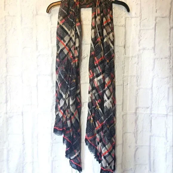 VERA BRADLEY Soft Fringe Sofia Plaid Scarf