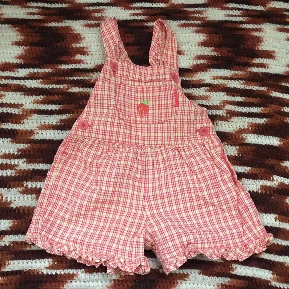 VTG RARE OshKosh B'gosh Pink Gingham Ruffle Strawberry Baby Overalls 12M HTF USA