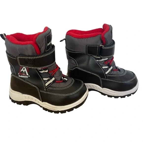 Avalanche Winter Boots Size 6 Black Red Weather Resistant Insulated Shoes Unisex