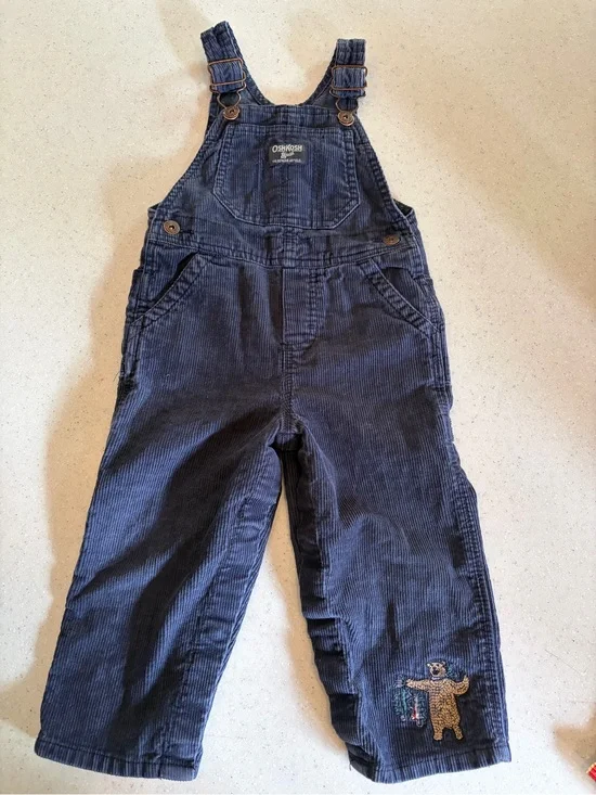 OshKosh B'gosh Sz 24M Navy Corduroy Overalls w. Embroidered Bear & Plaid Trees.