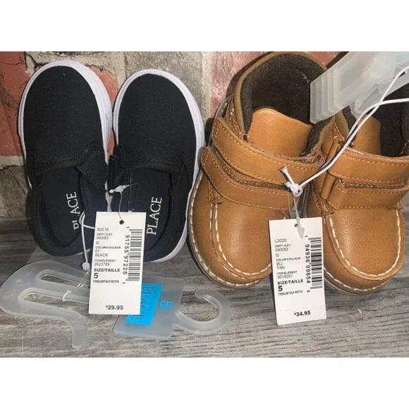 The childrens Place‎ Boys Shoes SZ 6 NEW