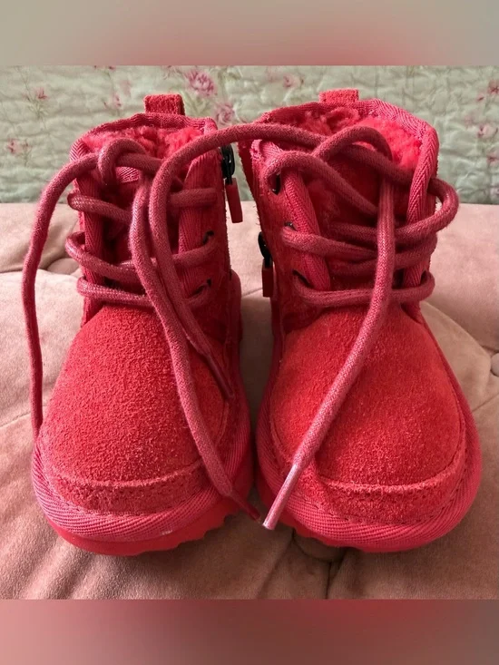 UGG Kids Neumel II Suede Boots Samba Red Toddler Size 6