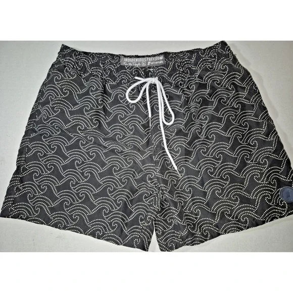 Indigenous Freedom for the people men's XL black &‎ white patterned swim trunks