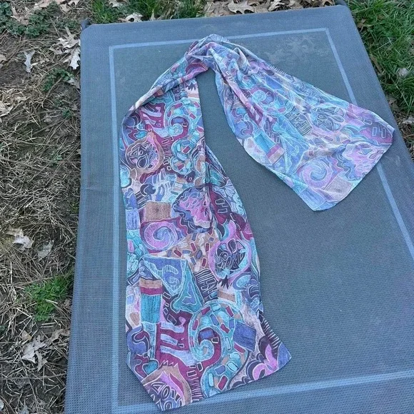 Vintage 80s geometric‎ scarf