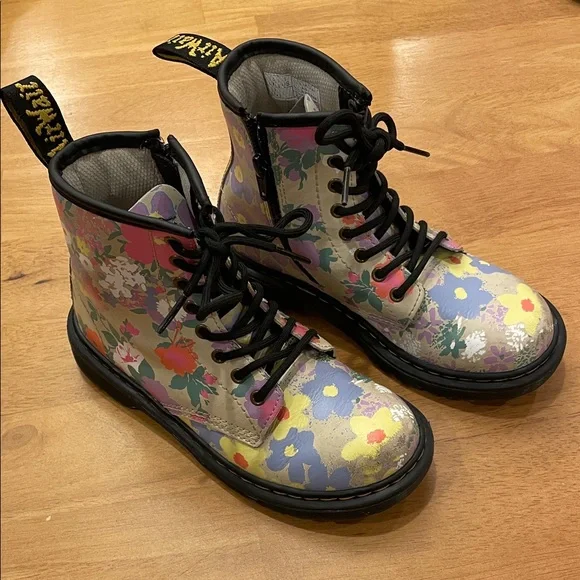 Dr. Martens Floral Mash Up Boots Pastel Slip In Laced Side Zipper Girls Size 1