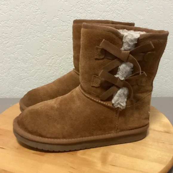 Koolaburra‎ by UGG Victoria Chestnut Suede Bow Boots Kids Size 4 101233K